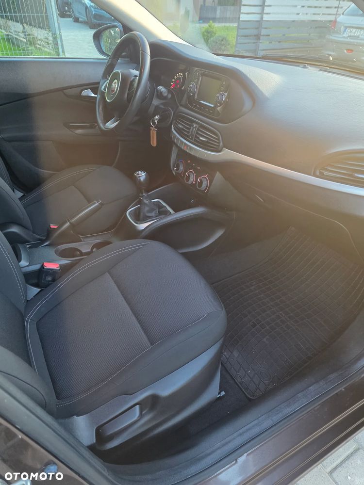 Fiat Tipo 1.4 16V More - 10