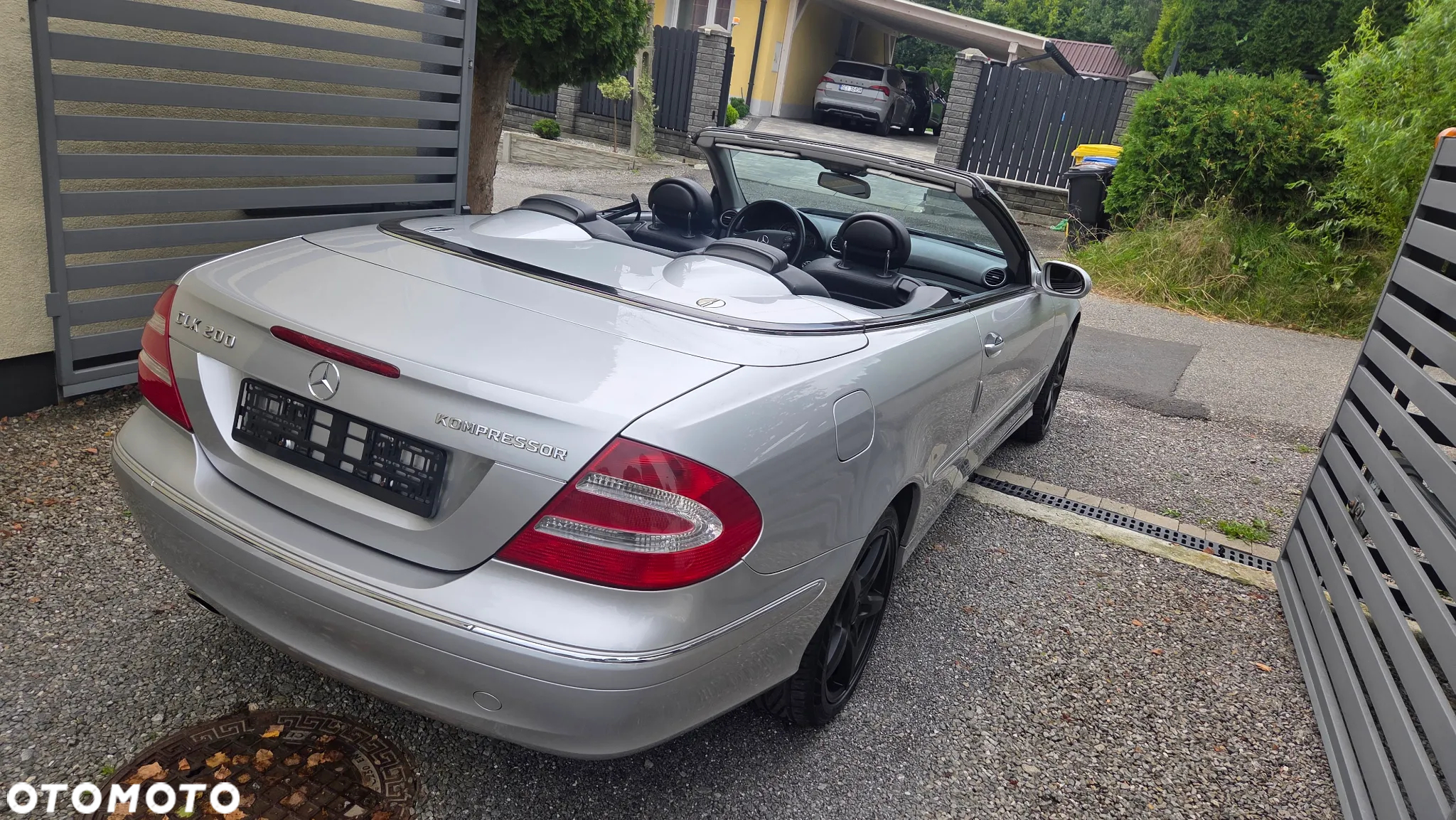 Mercedes-Benz CLK Cabrio 200 Kompressor Avantgarde - 2