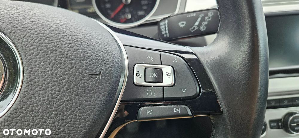 Volkswagen Passat Variant 2.0 TDI BMT Comfortline - 22