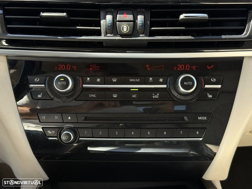BMW X5 xDrive40e — fotografia 16