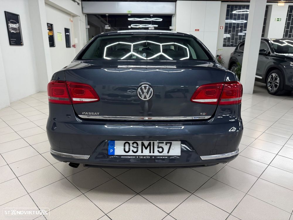 VW Passat 1.6 TDI Confortline - 8