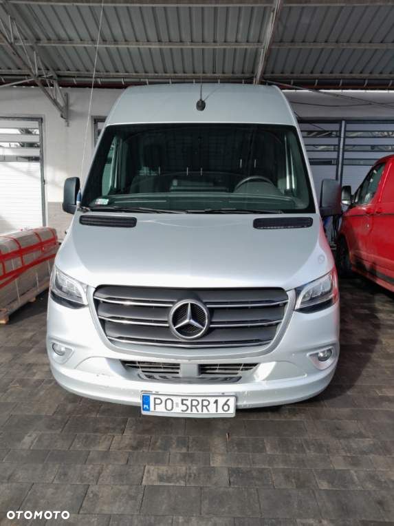 Mercedes-Benz Sprinter - 3