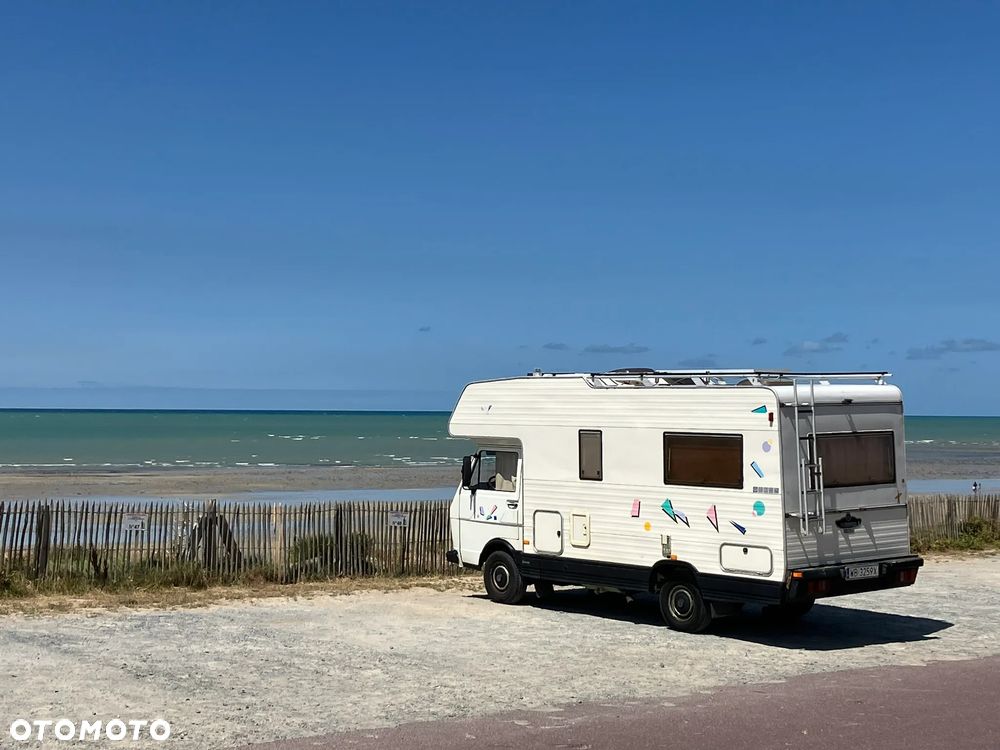 Volkswagen LT31 Karmann-Mobil - 15