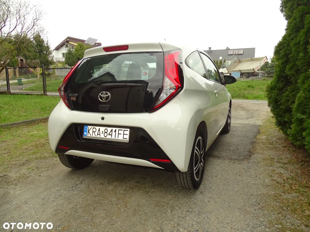 Toyota Aygo x-play - 10