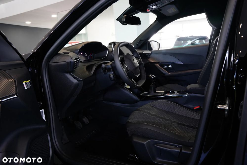 Peugeot 2008 1.2 PureTech Allure S&S - 6