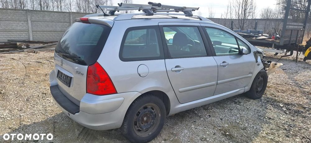 PEUGEOT 307 LIFT 1,6HDI rozrusznik - 4