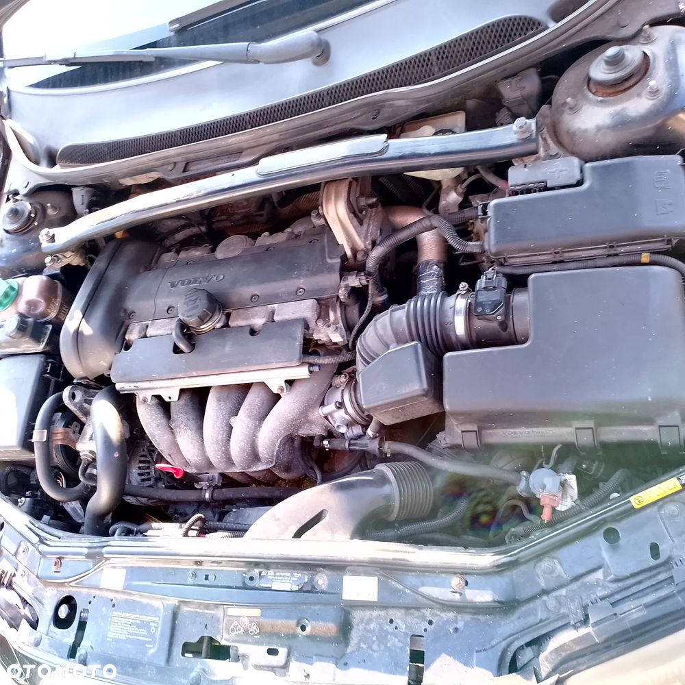 Volvo V70 2.4 Black Edition - 39