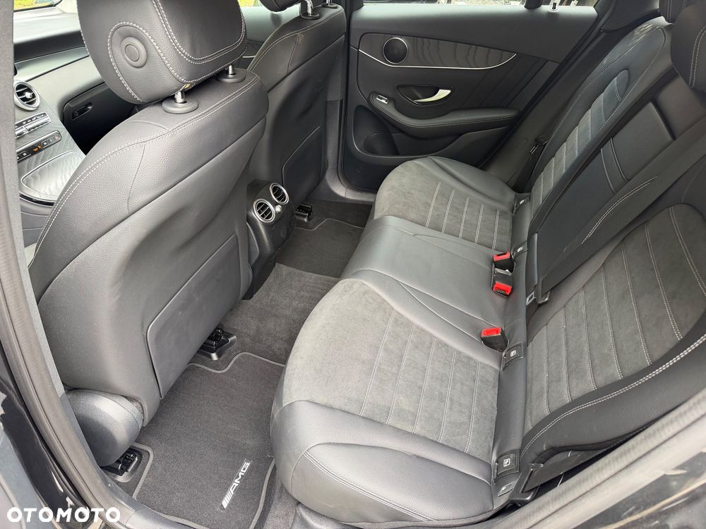 Mercedes-Benz GLC 200 d 4Matic 9G-TRONIC AMG Line - 17