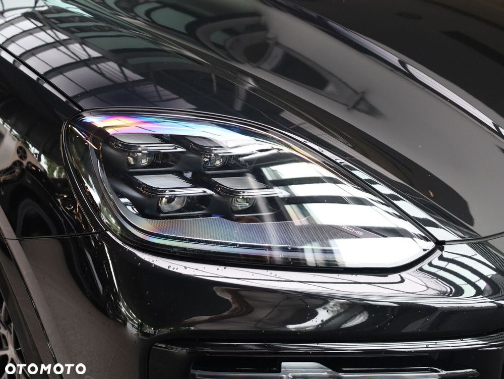 Porsche Cayenne - 23