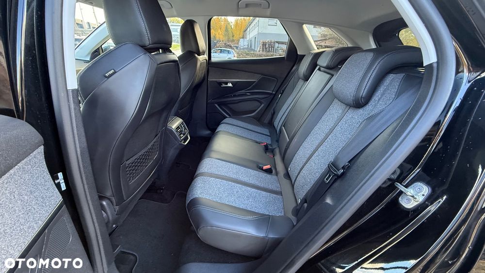 Peugeot 3008 1.6 BlueHDi Allure S&S - 15