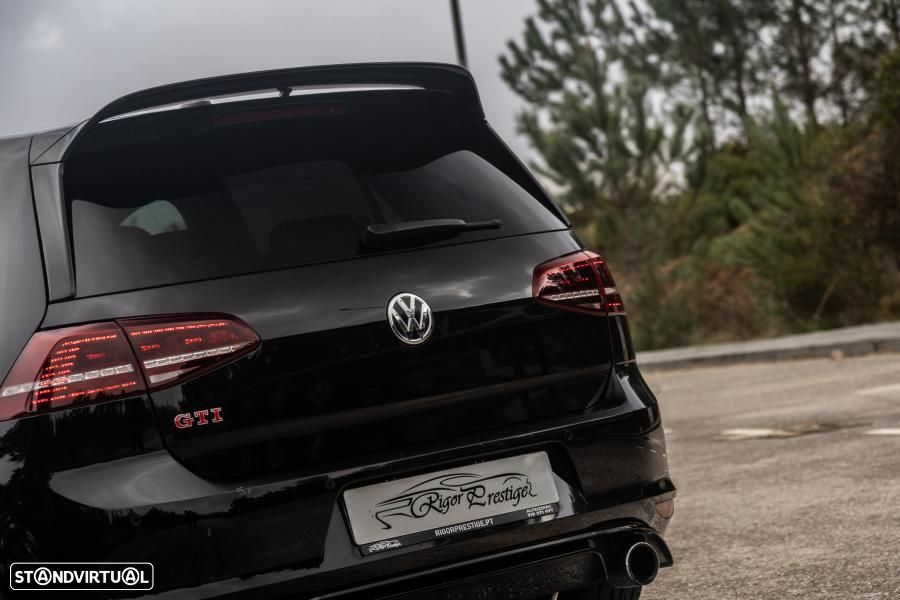 VW Golf GTI Clubsport DSG - 16