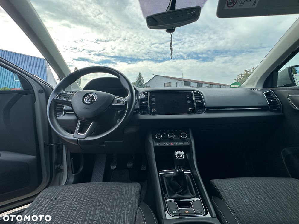 Skoda Karoq 2.0 TDI SCR 4x4 Sportline - 26