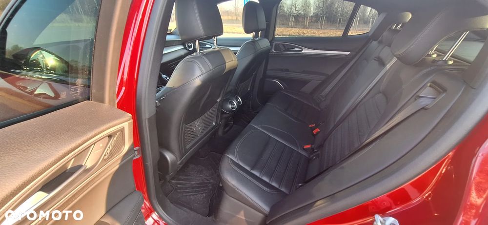 Alfa Romeo Stelvio 2.0 Turbo Veloce Q4 - 15