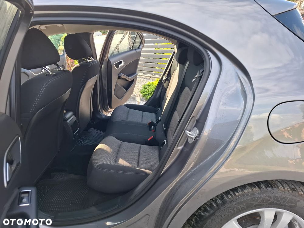 Mercedes-Benz Klasa A 180 CDI BlueEFFICIENCY Edition Style - 24