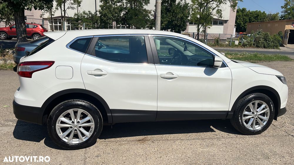 Nissan Qashqai 1.6 DCI Start/Stop 4X4-i Acenta - 7