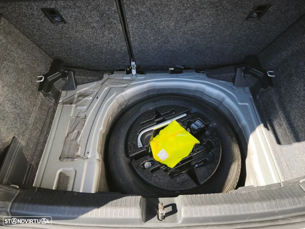 VW Polo 1.0 TSI Confortline - 11