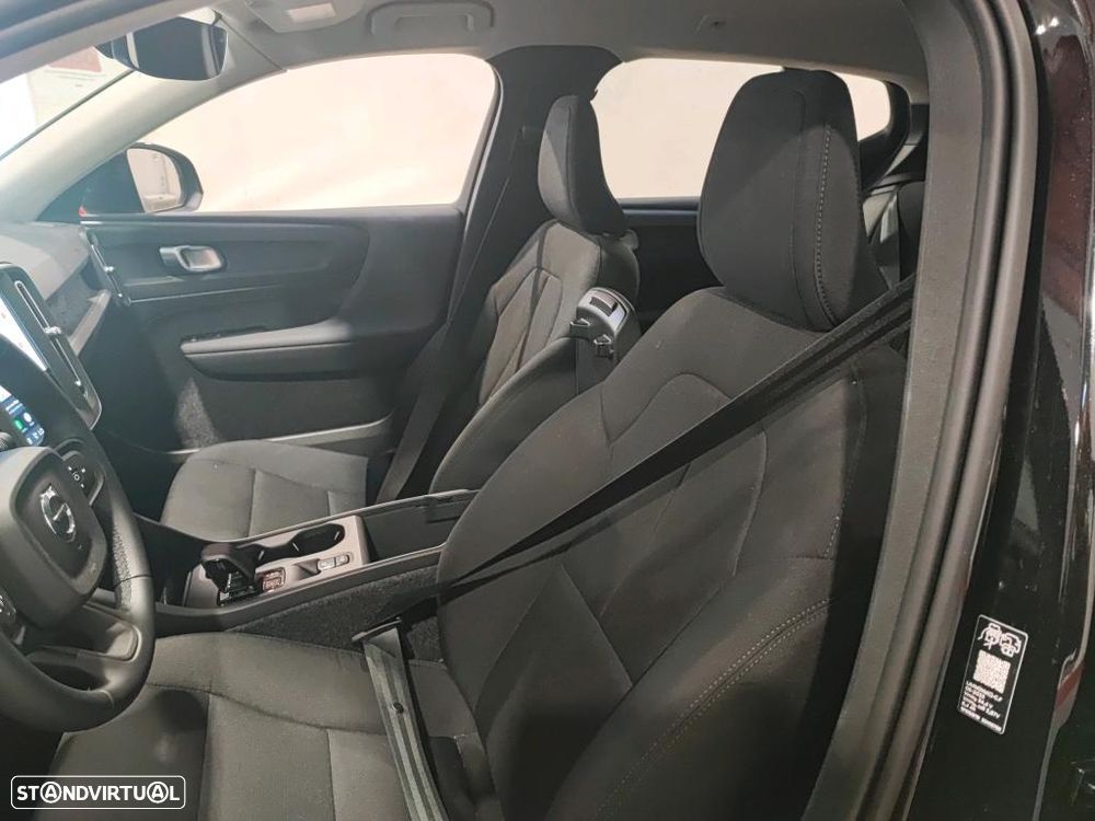 Volvo XC 40 2.0 B3 Essential - 5