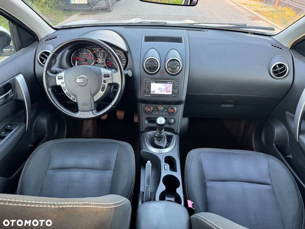 Nissan Qashqai 1.5 dCi N-Connecta - 11