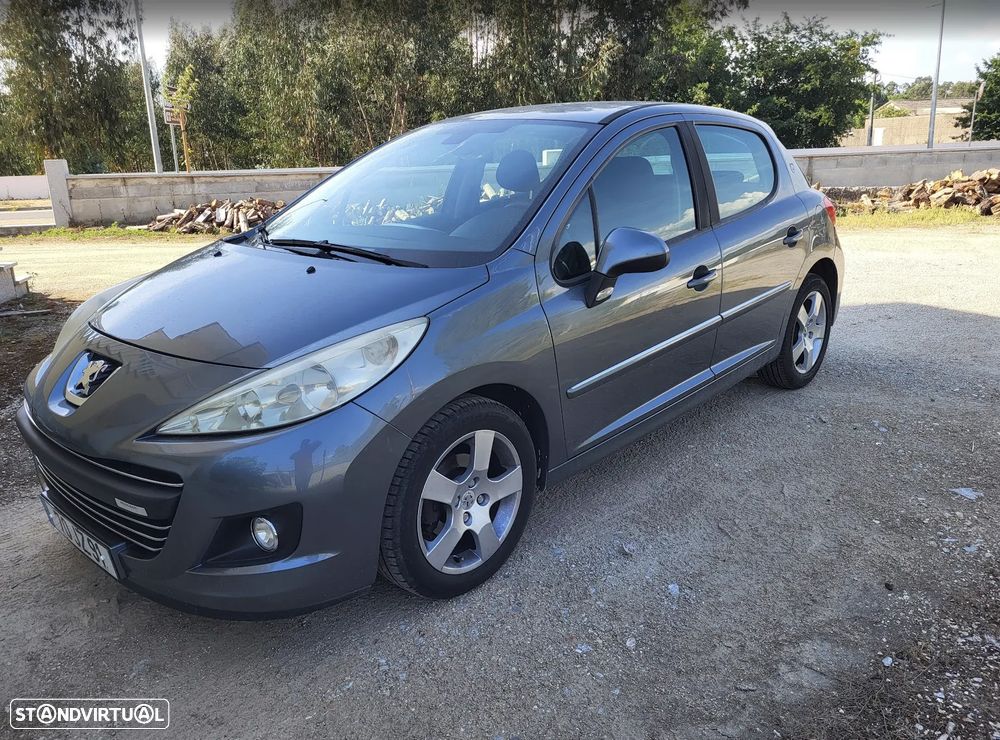 Peugeot 207 1.6 HDi Sport - 2