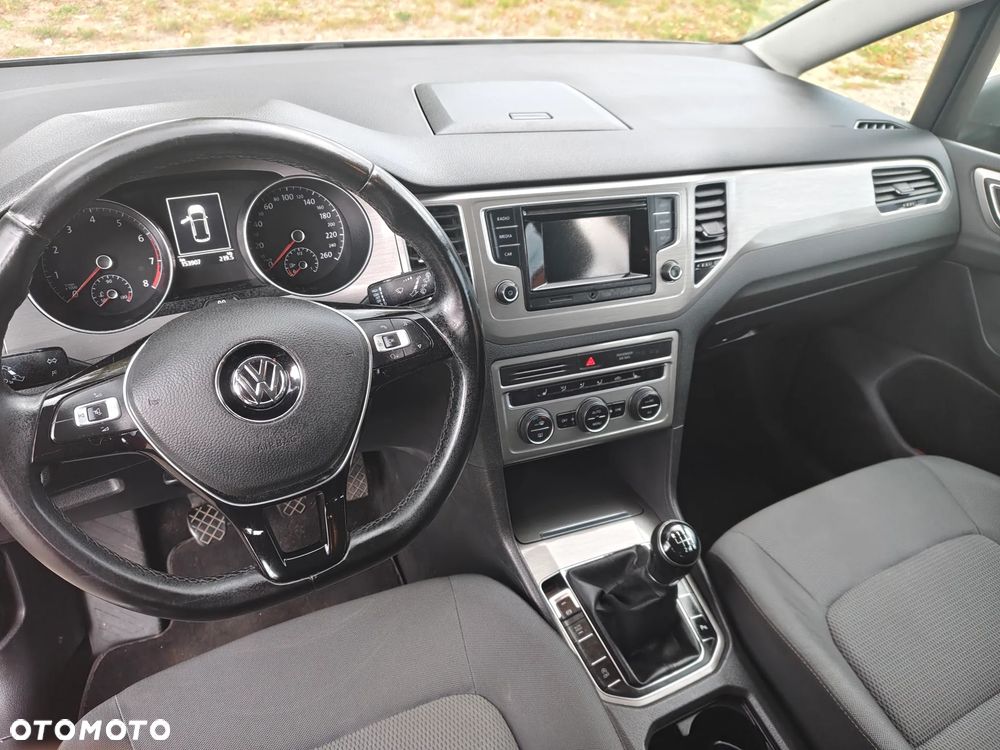 Volkswagen Golf - 18