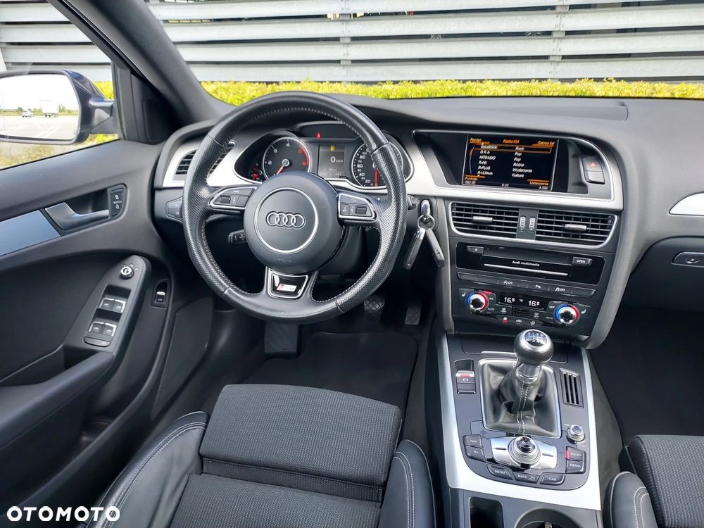 Audi A4 Avant 2.0 TDI DPF quattro S line Sportpaket - 27