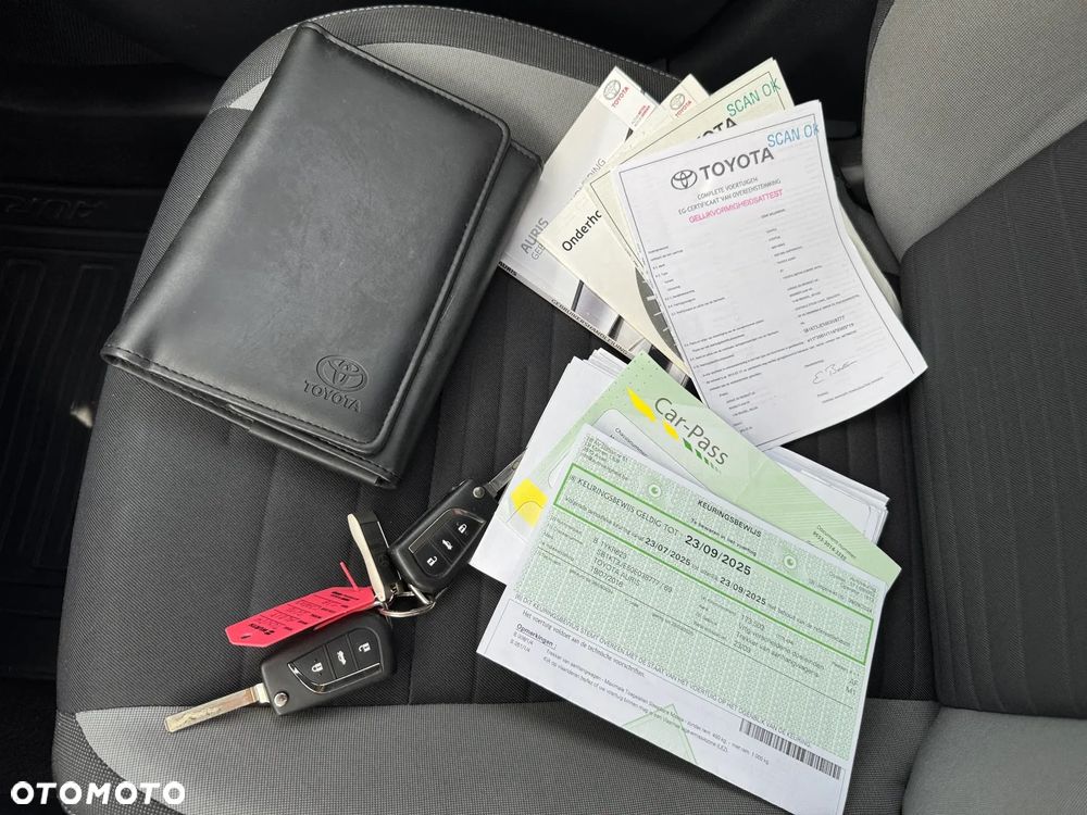 Toyota Auris 1.33 Dual-VVT-i Life - 14