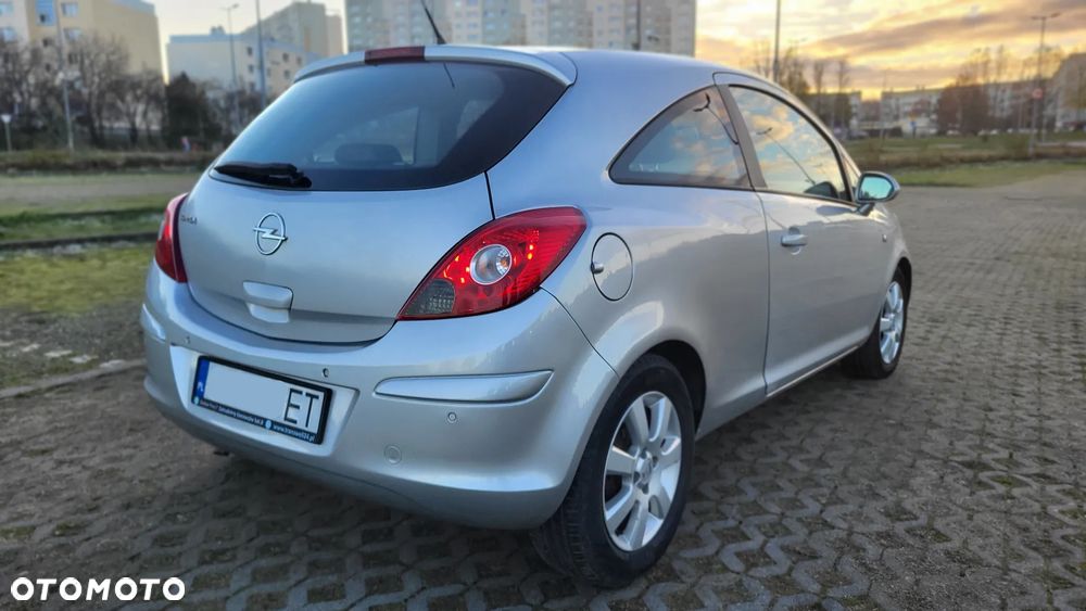 Opel Corsa 1.4 16V Enjoy - 7