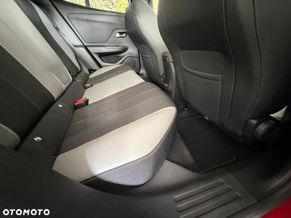 Opel Mokka 1.2 T Elegance S&S - 34
