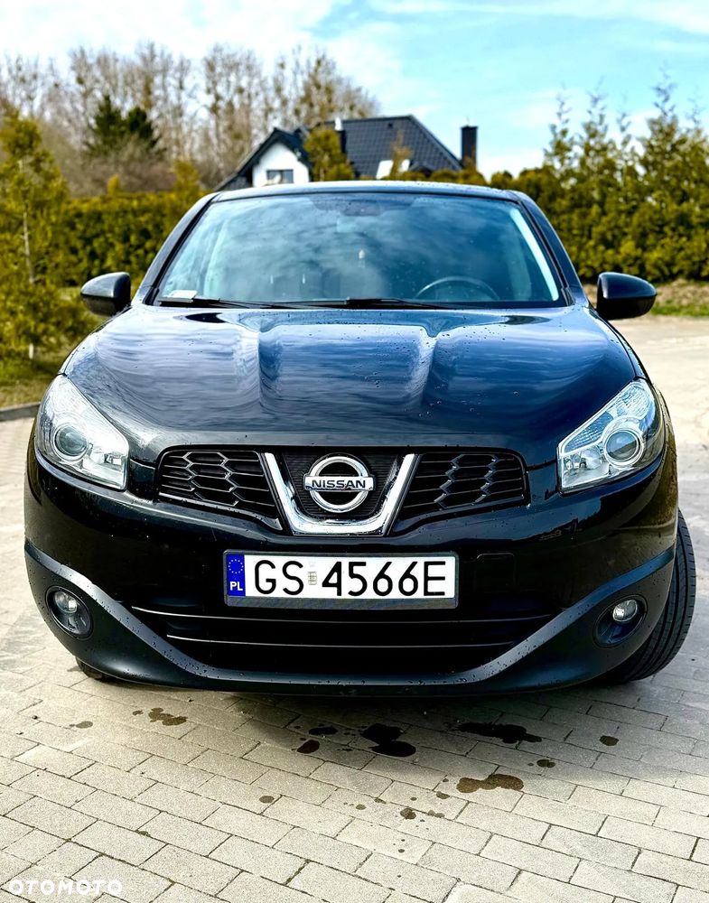 Nissan Qashqai - 2