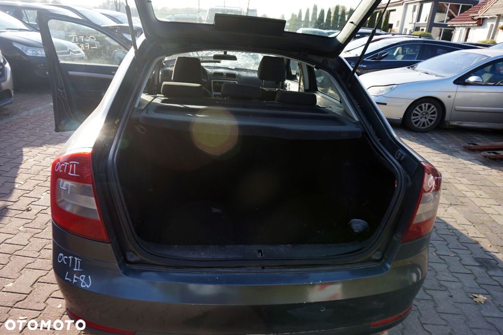 SKODA OCTAVIA II 1Z3 LIFT LB LIFTBACK 2009 LF8J 9153 1.9 TDI BXE 105KM JCR SZARY na części - 12
