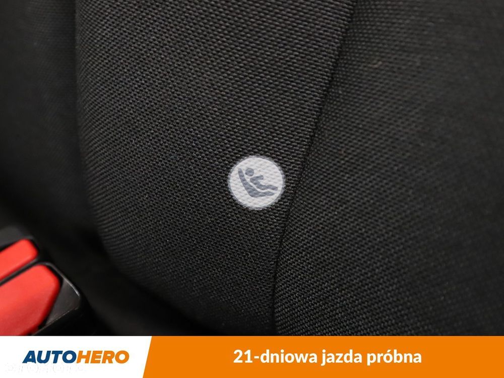 Volvo V40 D2 Kinetic - 31