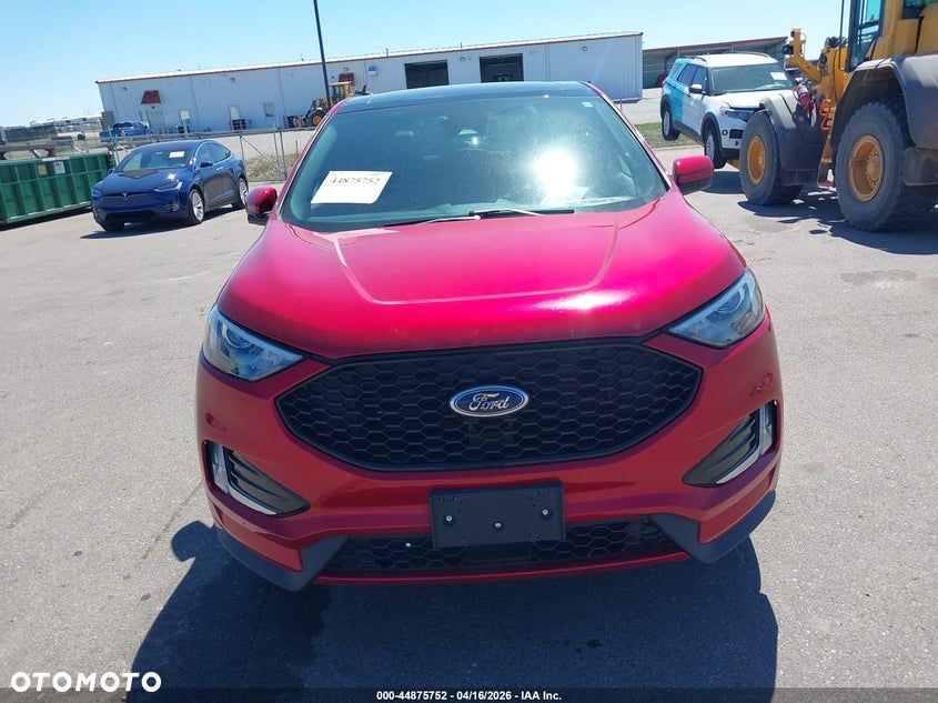 Ford Edge - 9