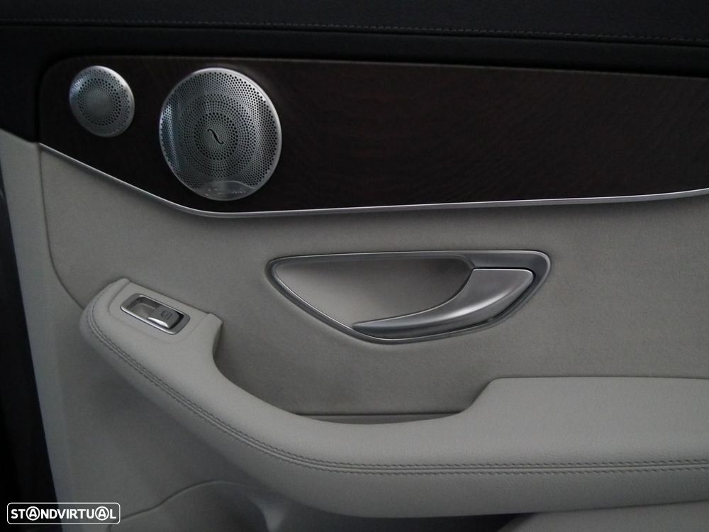 Mercedes-Benz C 250 d 4Matic Station 9G-TRONIC Avantgarde - 23