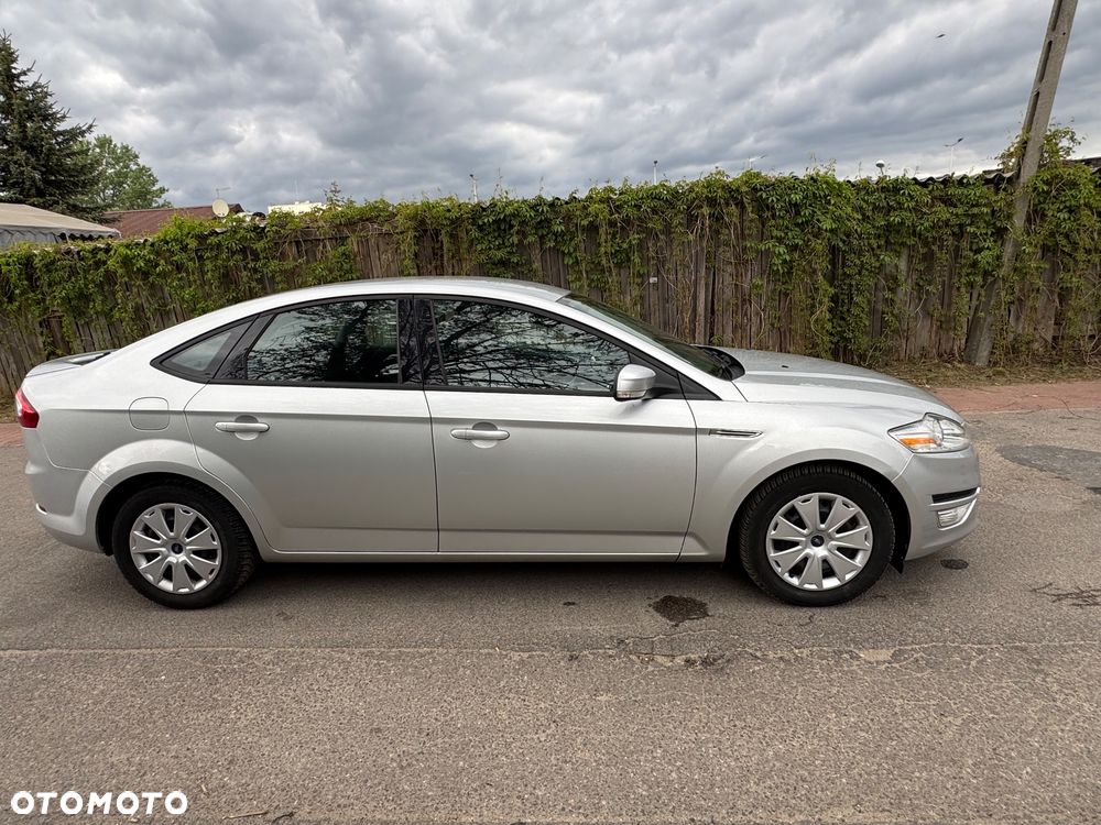 Ford Mondeo 1.6 TDCi Start-Stopp Titanium - 8