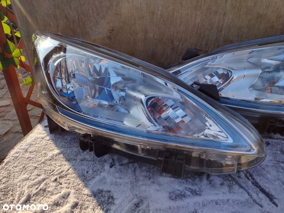 lampy nissan NV200 led komplet EU całe - 2