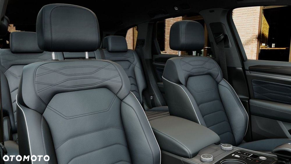 Volkswagen Touareg 3.0 V6 TDI 4Motion R-Line - 12