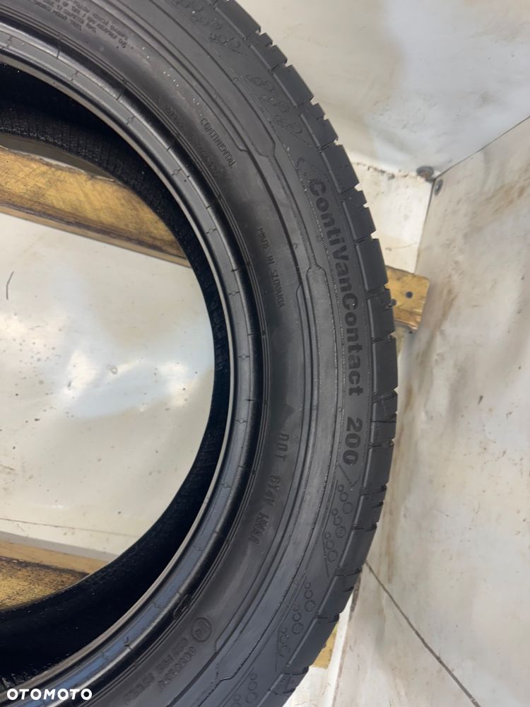 G-2972 225/55R17C 109/107H  CONTINENTAL VANCONTACT 200 - 3