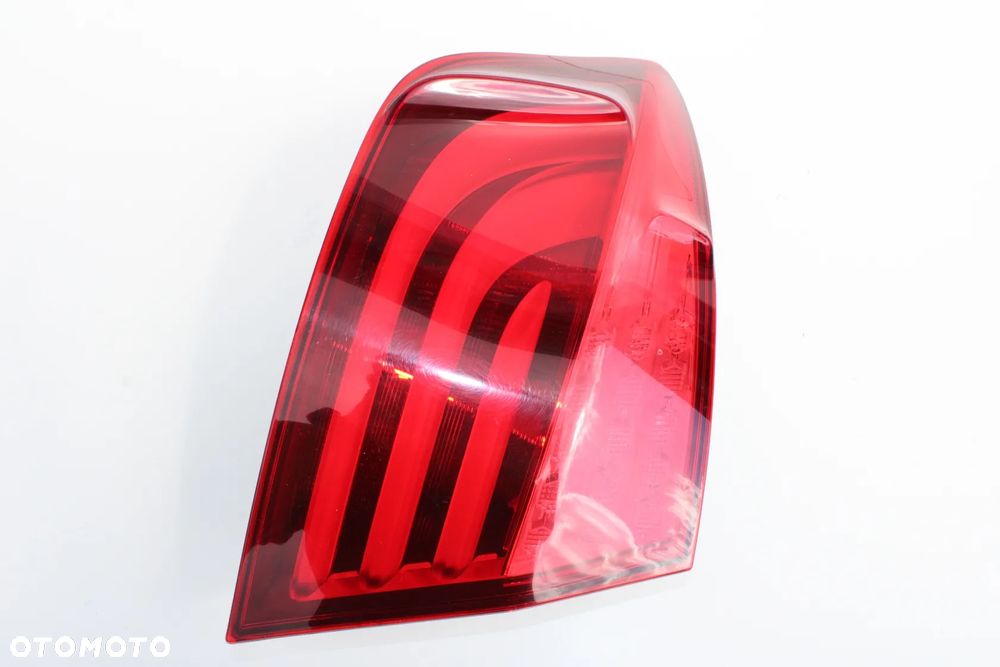 Lampa tylna prawa tył  prawy stan BDB OE BMW F10 2013r - 6