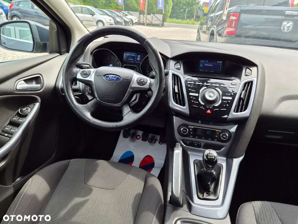 Ford Focus - 24