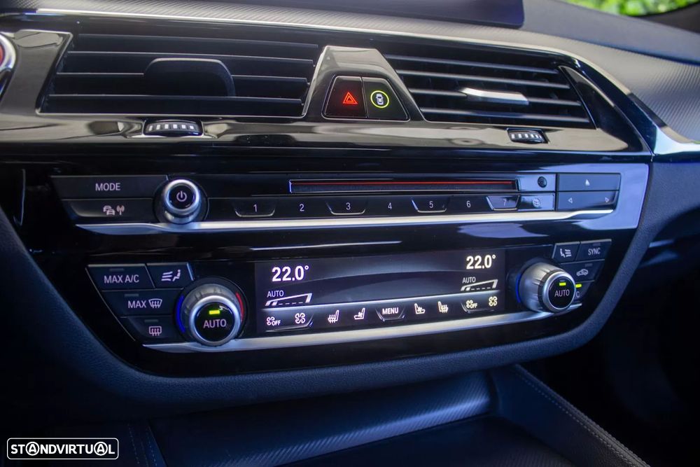 BMW M5 Competition - 24