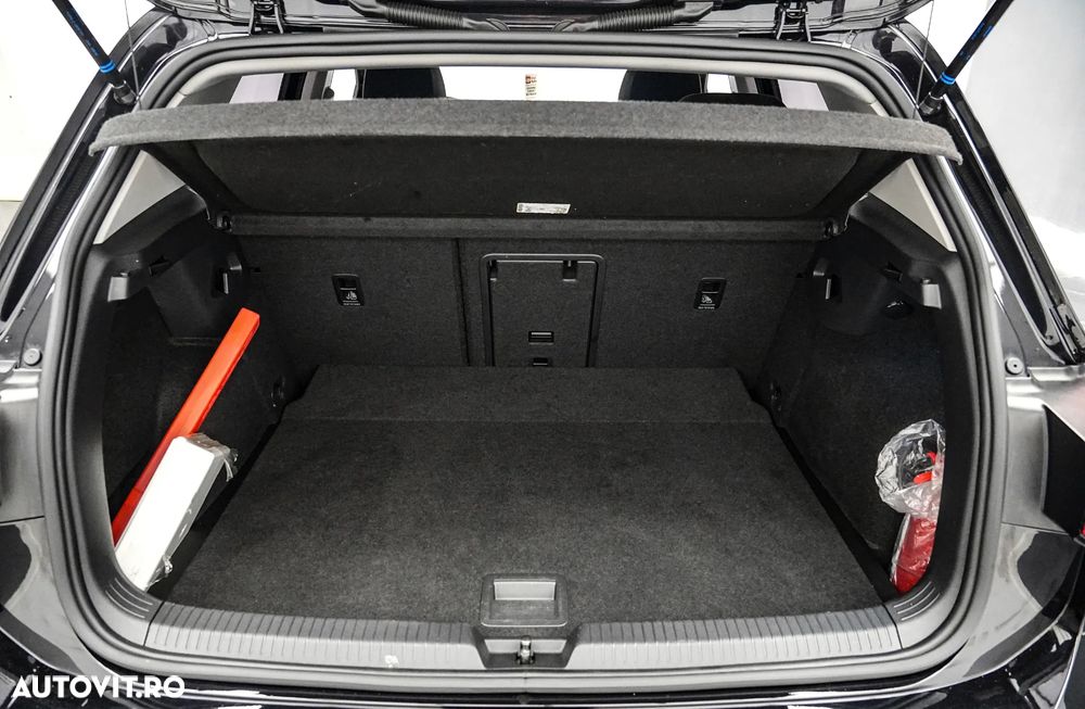 Volkswagen Golf 1.0 eTSI MHEV 110CP DSG Life - 27