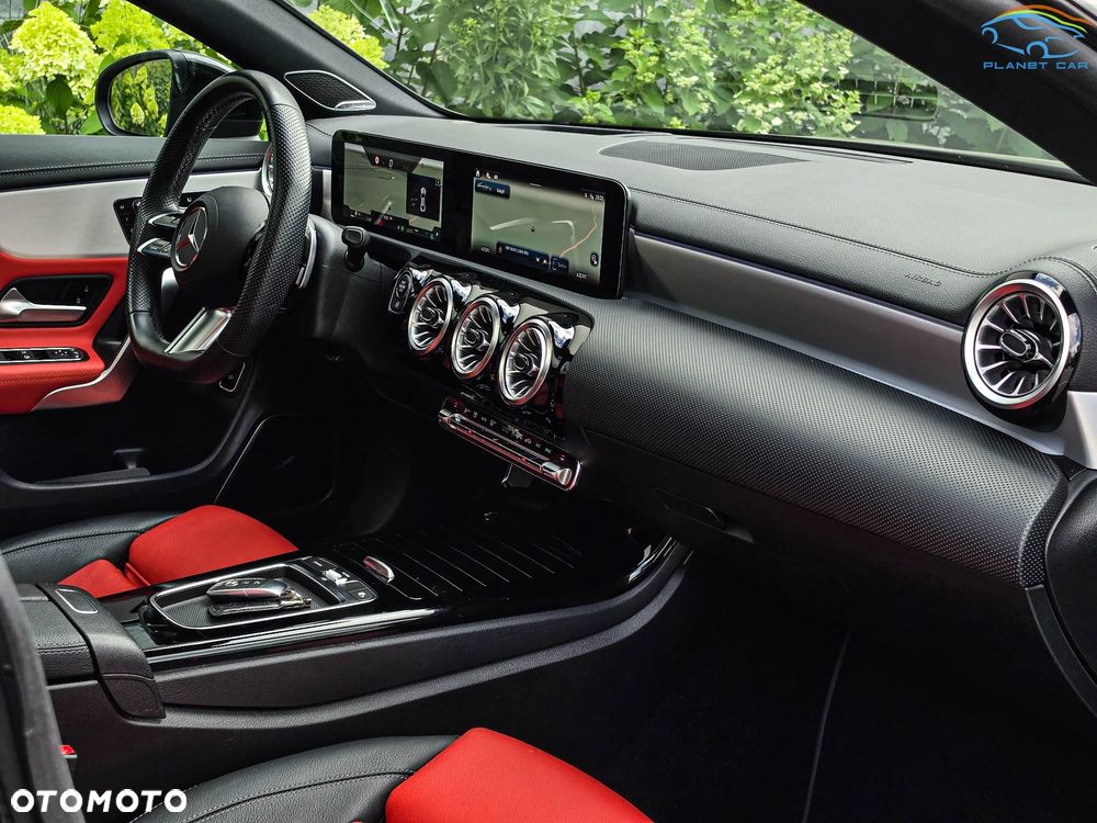 Mercedes-Benz CLA 200 AMG Line 7G-DCT - 21