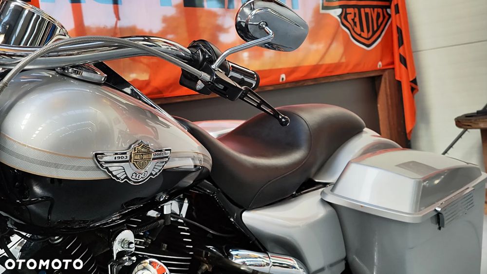 Harley-Davidson Touring Road King - 26