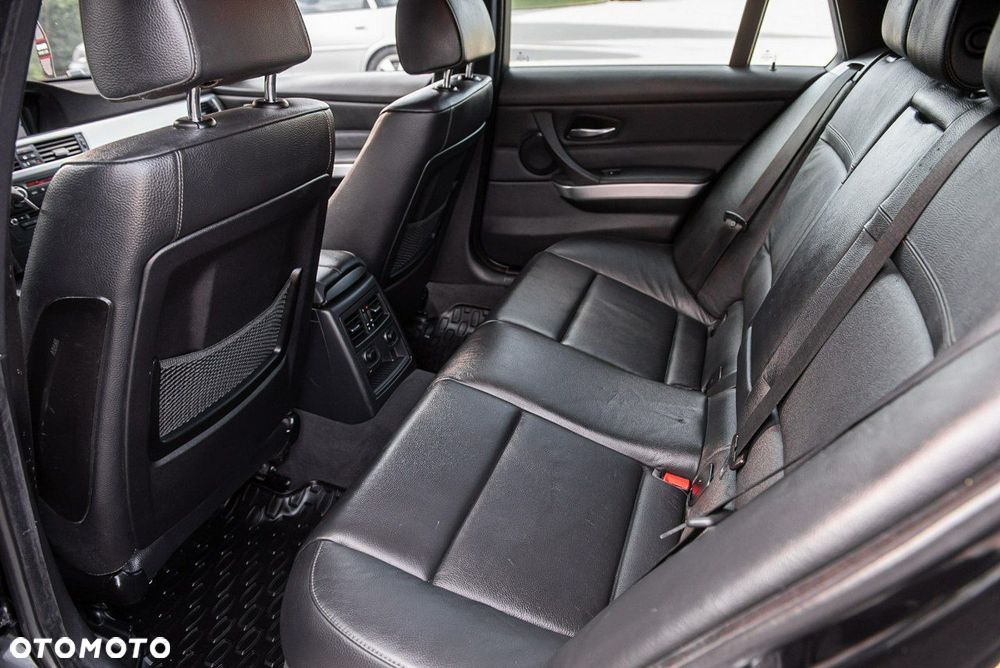 BMW Seria 3 320d Efficient Dynamics Sport Line shadow - 7