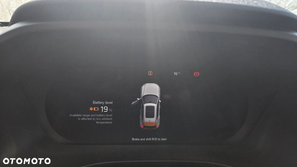 Volvo XC 40 Twin Recharge Plus - 11