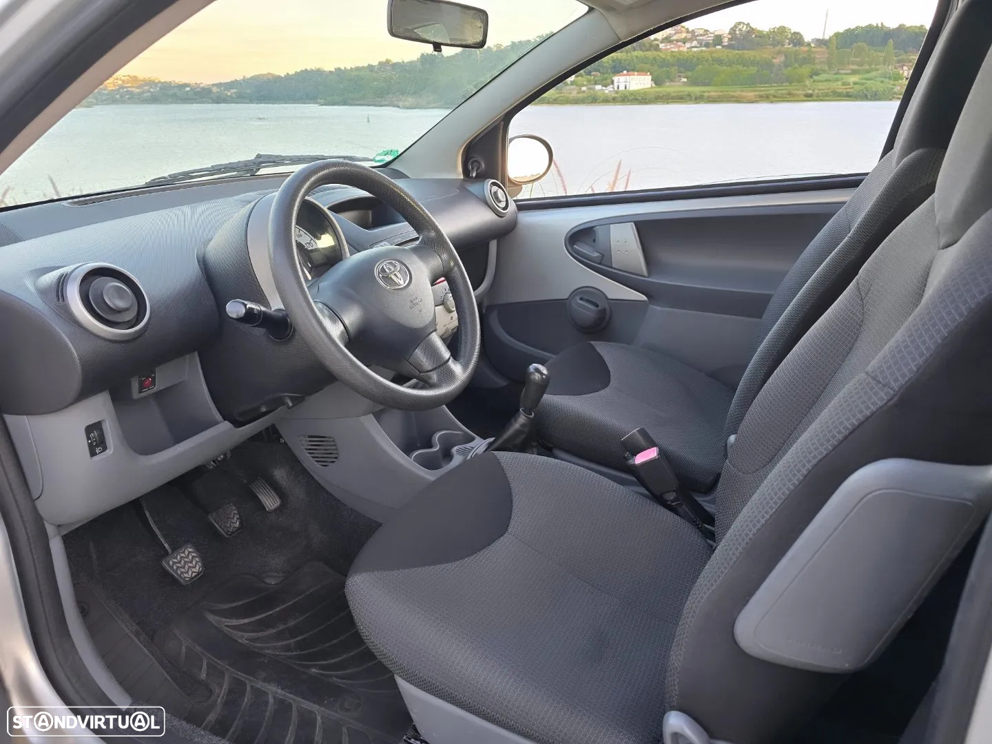 Toyota Aygo 1.0 - 9