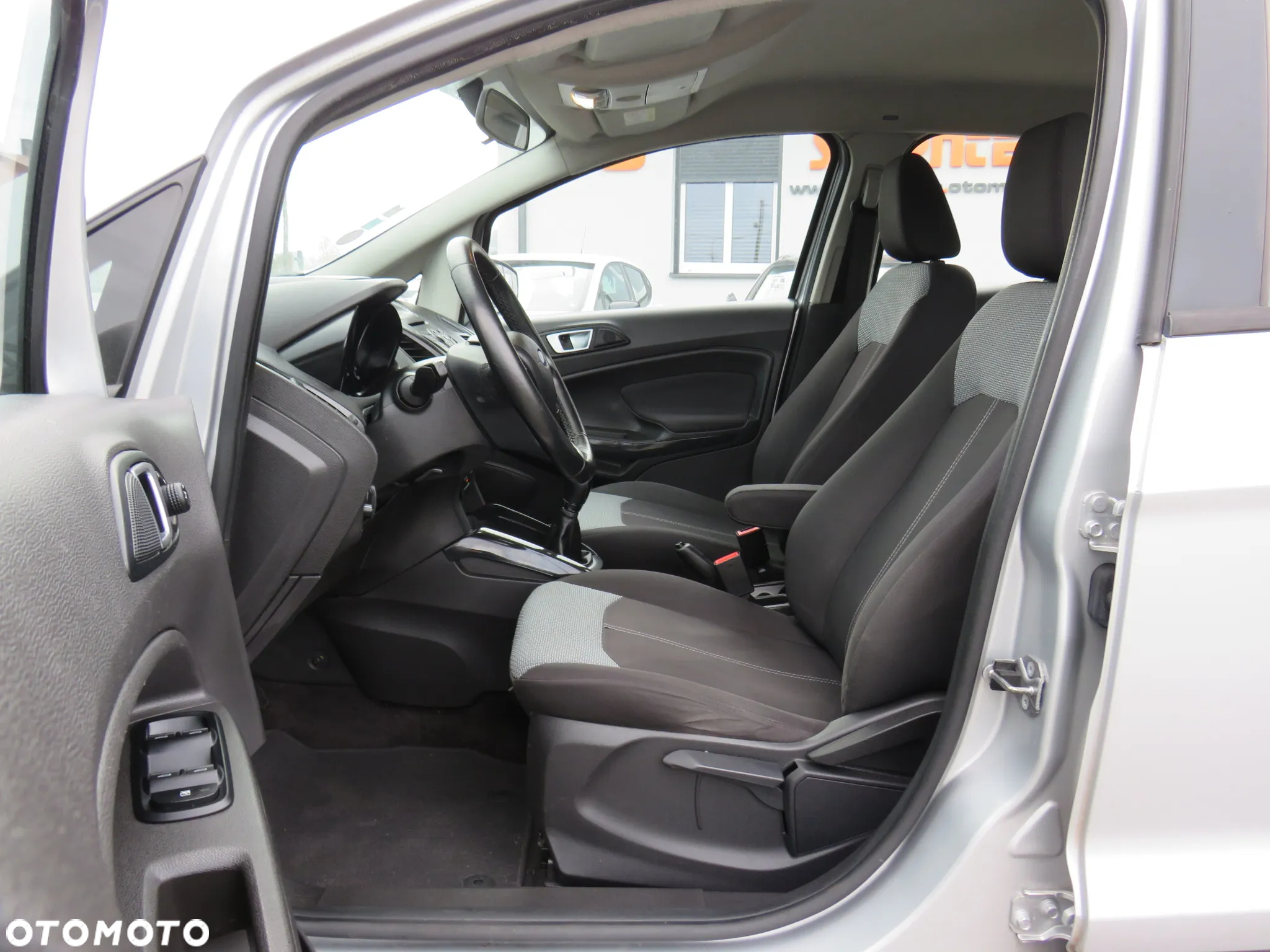 Ford EcoSport 1.0 EcoBoost - 27