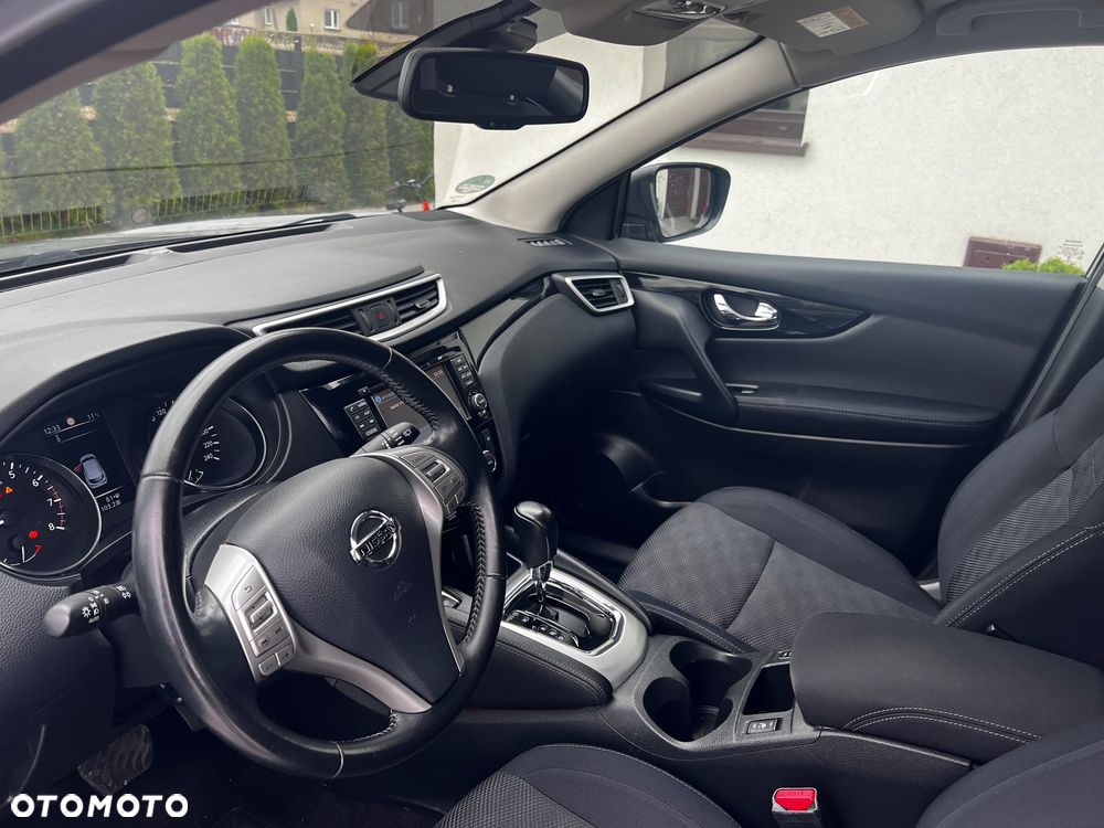 Nissan Qashqai 1.2 DIG-T Xtronic 360 - 9