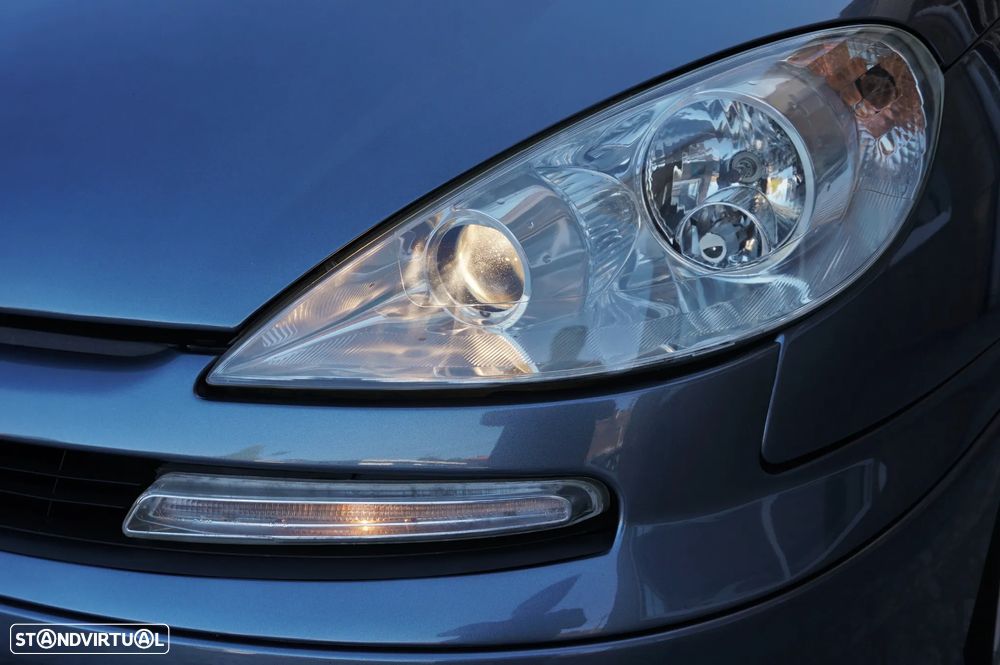 Peugeot 807 2.0 HDi Navteq - 40