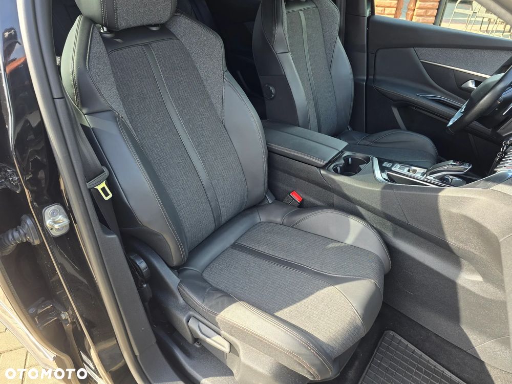 Peugeot 3008 - 15